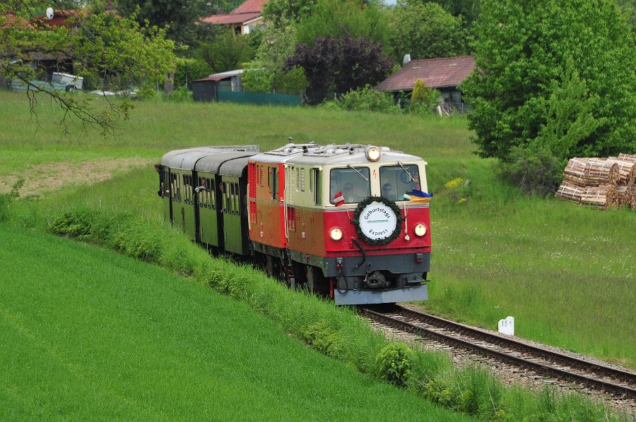 NÖVOG V5 und V12 Doppeltraktion 52